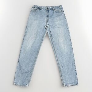 Vintage Levis 96’ 550 Relaxed Fit Tapered Leg Light Wash Jeans 36x33